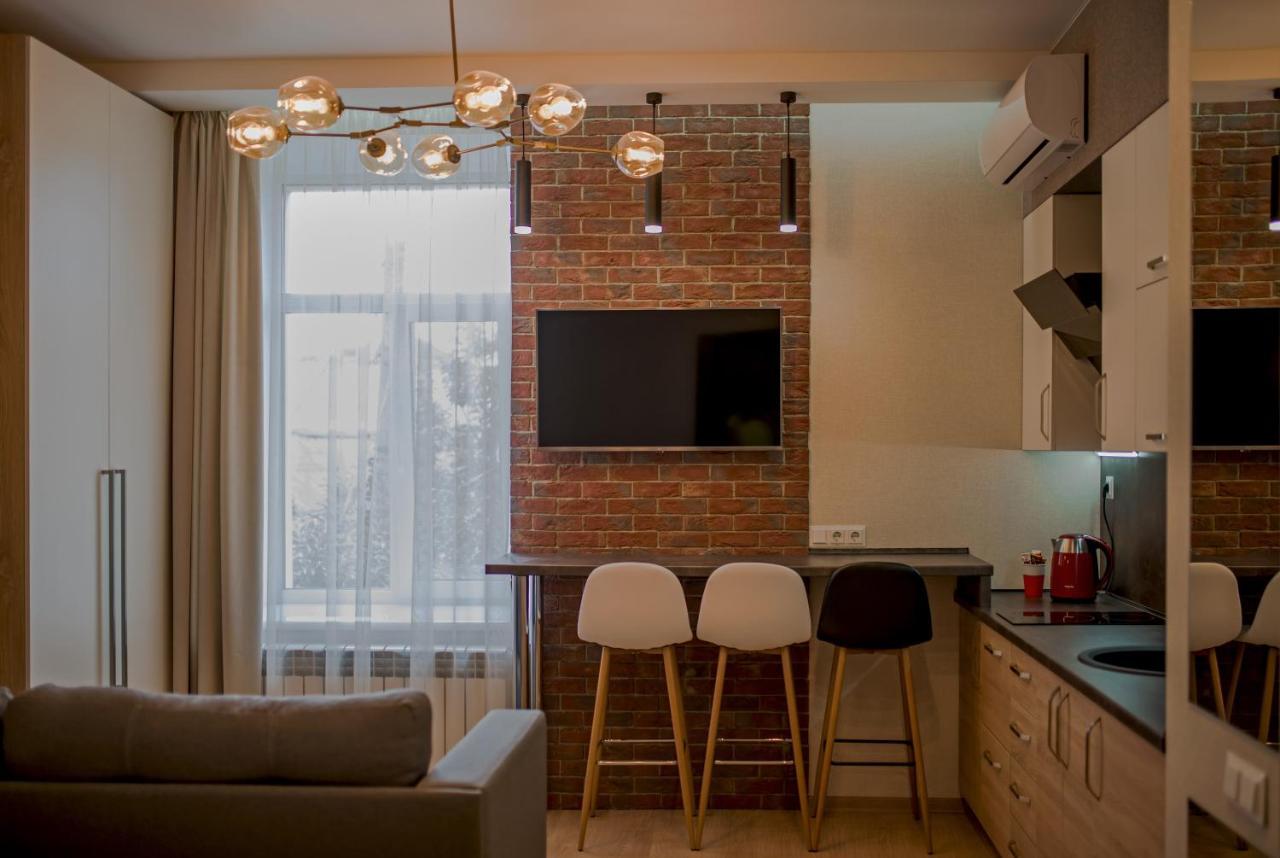 Modern Apartmetns In Town Center Poltava Kültér fotó